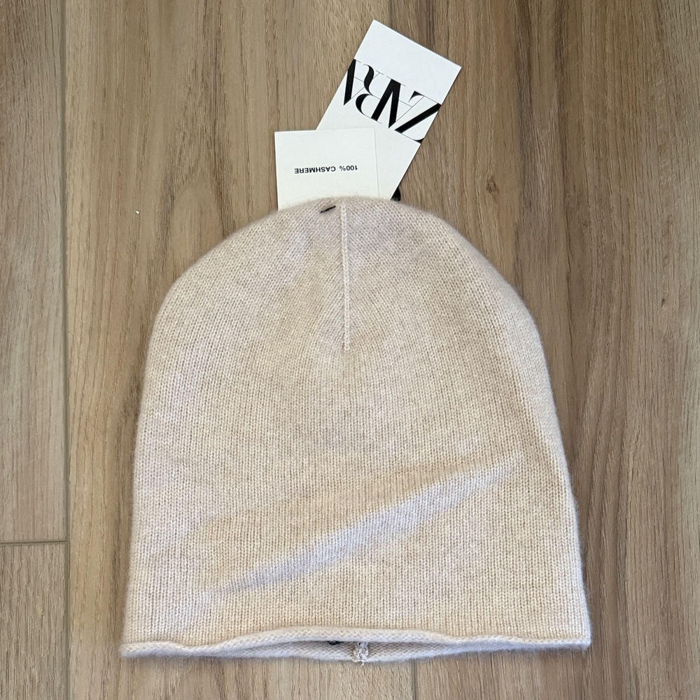 Zara Women's Soft Beige Knit Hat